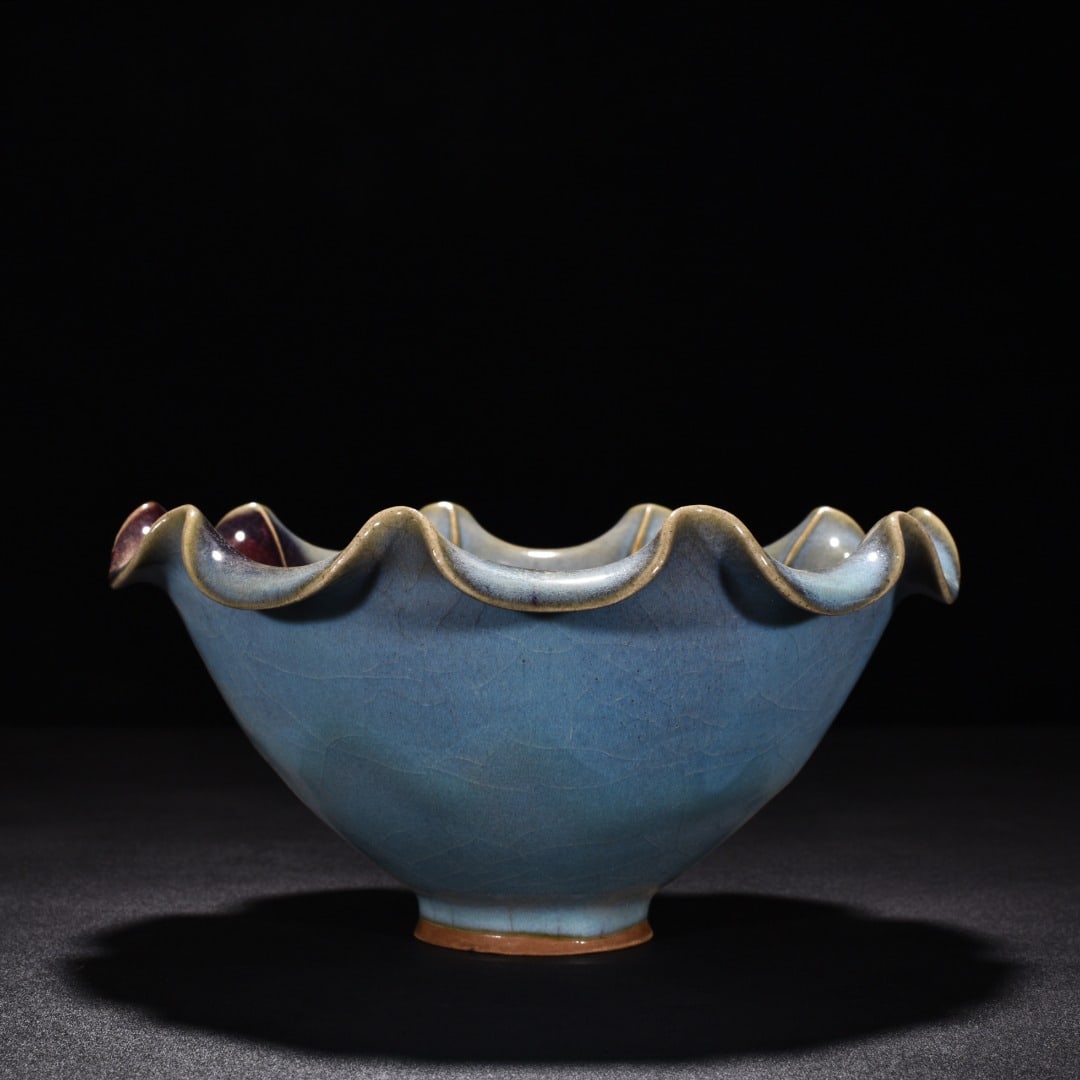 Song Dynasty Jun kiln blue glaze obsidian rose purple flower mouth bowl (1 of 9)
