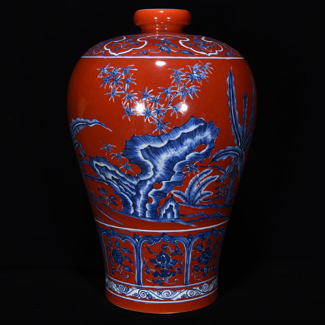 Chinese blue and red porcelain vase Ming dynasty Xuande Mark & Period: Size: Height 36 cm - Width 23 cm Materials: Porcelain Time Period: Ming dynasty Manufactured Date: Xuande Mark & Period Object: Chinese Antique ⛨ Purchase With Confidence ✔ Verified