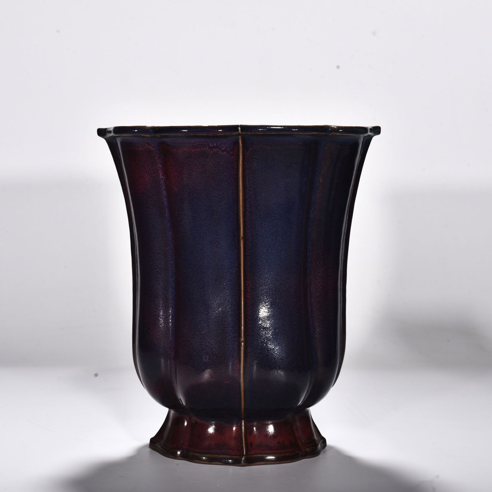 Song Dynasty Jun kiln rose purple glaze scraped edge flower arrangement: Size: Height 26 cm - Width 22.5 cm Materials: Porcelain Time Period: Song dynasty Manufactured Date: 10th-c Object: Chinese Antique ⛨ Purchase With Confidence ✔ Verified Auction Hou