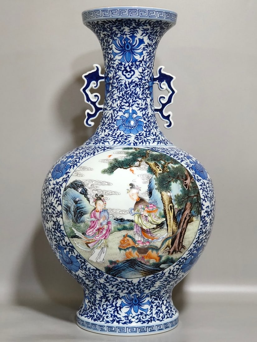 Qing Dynasty Qianlong blue and white branches and windows characters stories amphora: Size: Height 39 cm - Width 21 cm Materials: Porcelain Time Period: Qing dynasty Manufactured Date: Qianlong Mark & Period Object: Chinese Antique ⛨ Purchase With Confidence ✔ Verifi