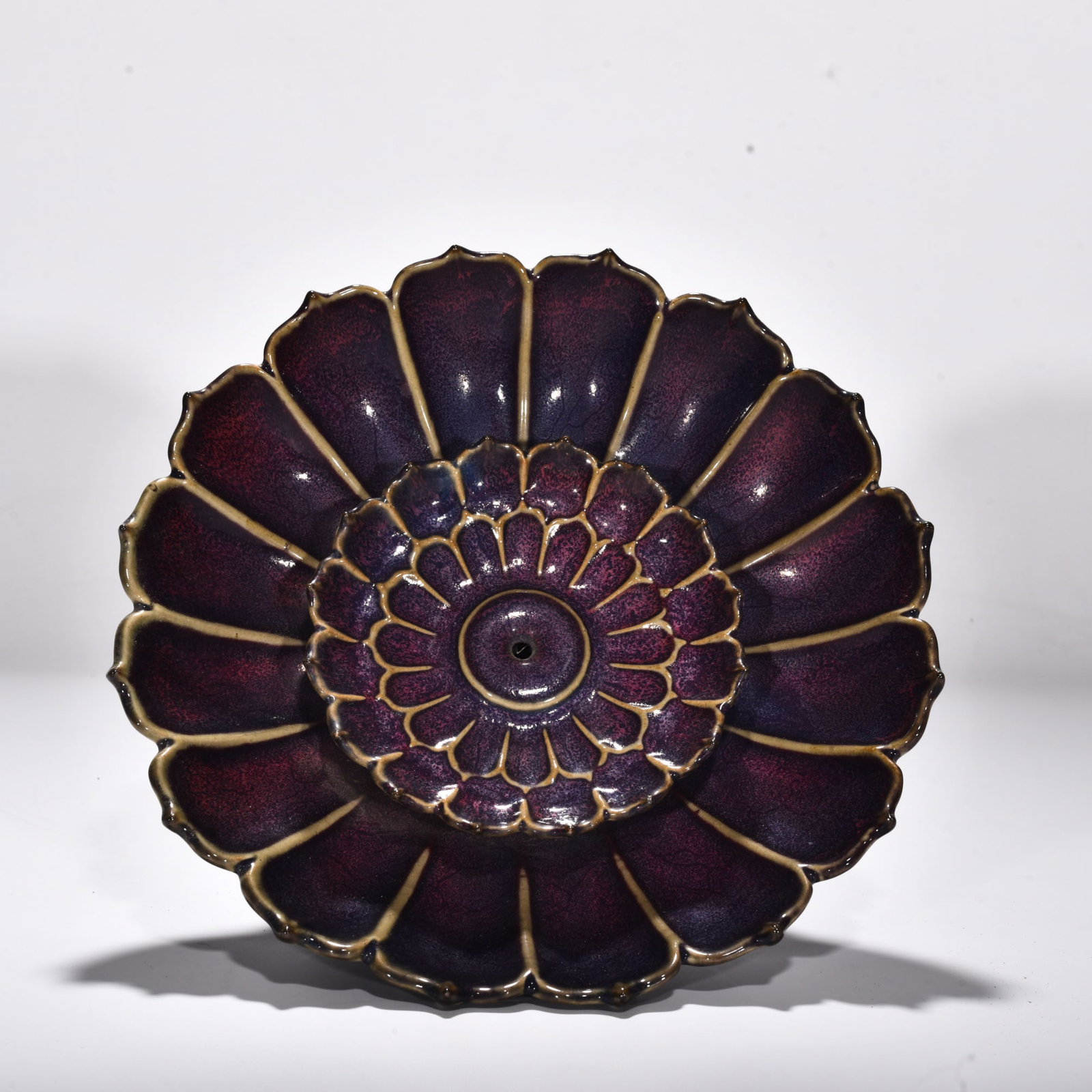 Song Dynasty Jun kiln rose purple glazed lotus petal incense insert washer: Size: Width 25 cm - Height 6 cm Materials: Porcelain Time Period: Song dynasty Manufactured Date: 10th-c Period Object: Chinese Antique ⛨ Purchase With Confidence ✔ Verified Auction