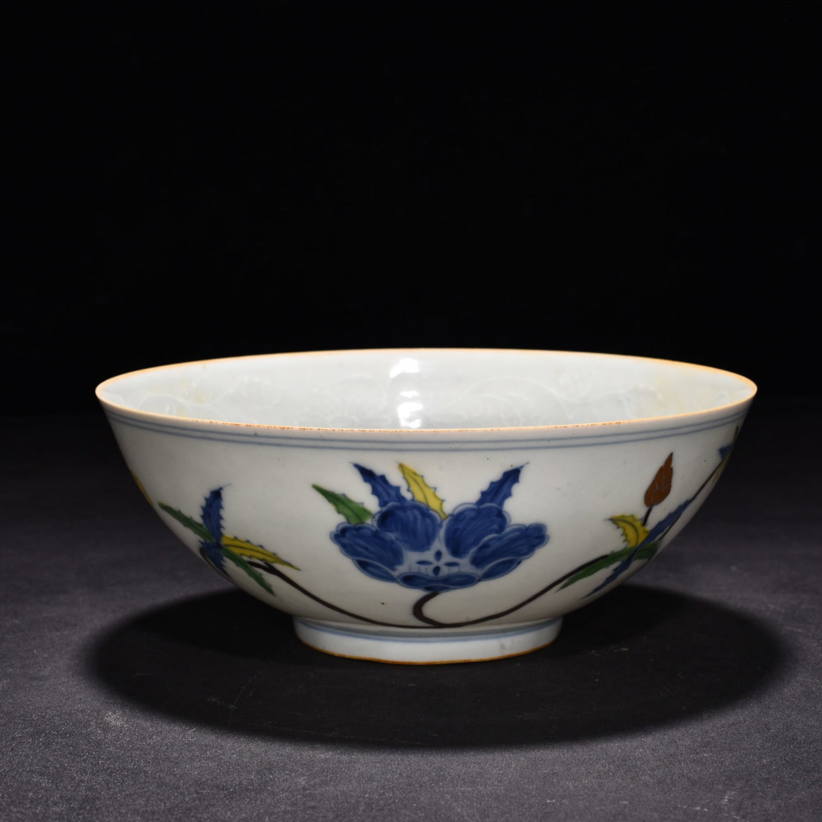 Ming Dynasty Chenghua doucai okra porcelain thin bowl (1 of 8)