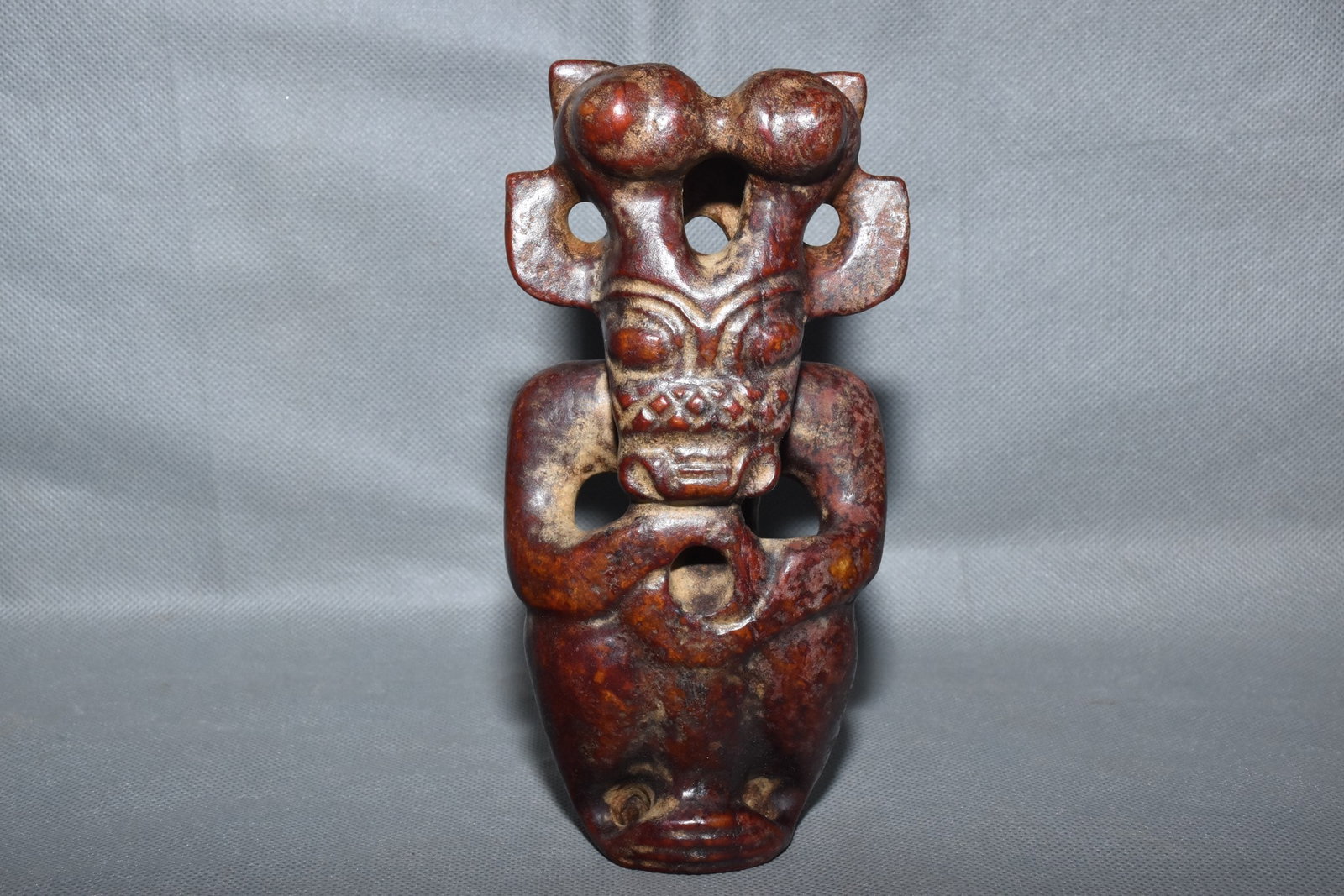 Chinese Hongshan culture jade carved ornaments: Size: Height 17.2 cm - Width 8 cm Materials: Natural Jade Time Period: Hongshan Culture Manufactured Date: 3000-BC Object: Chinese Antique ⛨ Purchase With Confidence ✔ Verified Auct