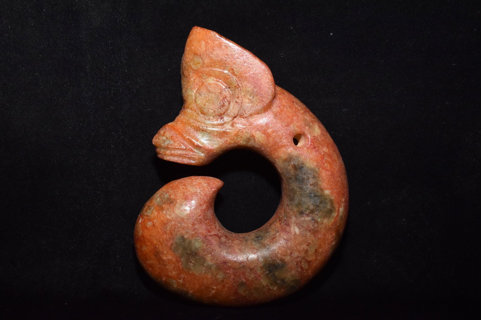 Chinese Hongshan culture jade carved ornaments: Size: Height 15 cm - Width 13.5 cm Materials: Natural Jade Time Period: Hongshan Culture Manufactured Date: 3000-BC Object: Chinese Antique ⛨ Purchase With Confidence ✔ Verified Auc