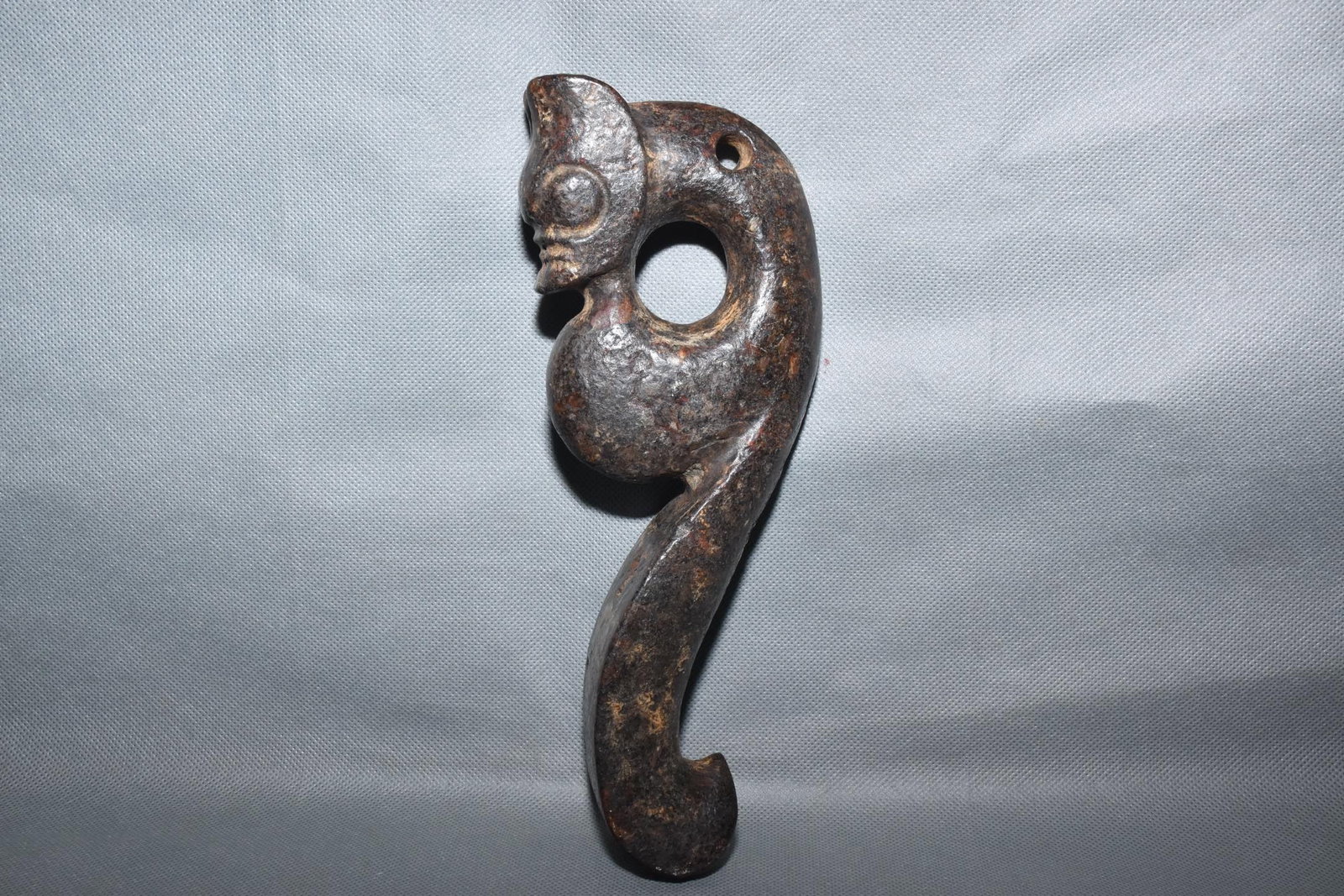 Chinese Hongshan culture jade carved ornaments: Size: Height 22.5 cm - Width 10.5 cm Materials: Natural Jade Time Period: Hongshan Culture Manufactured Date: 3000-BC Object: Chinese Antique ⛨ Purchase With Confidence ✔ Verified A