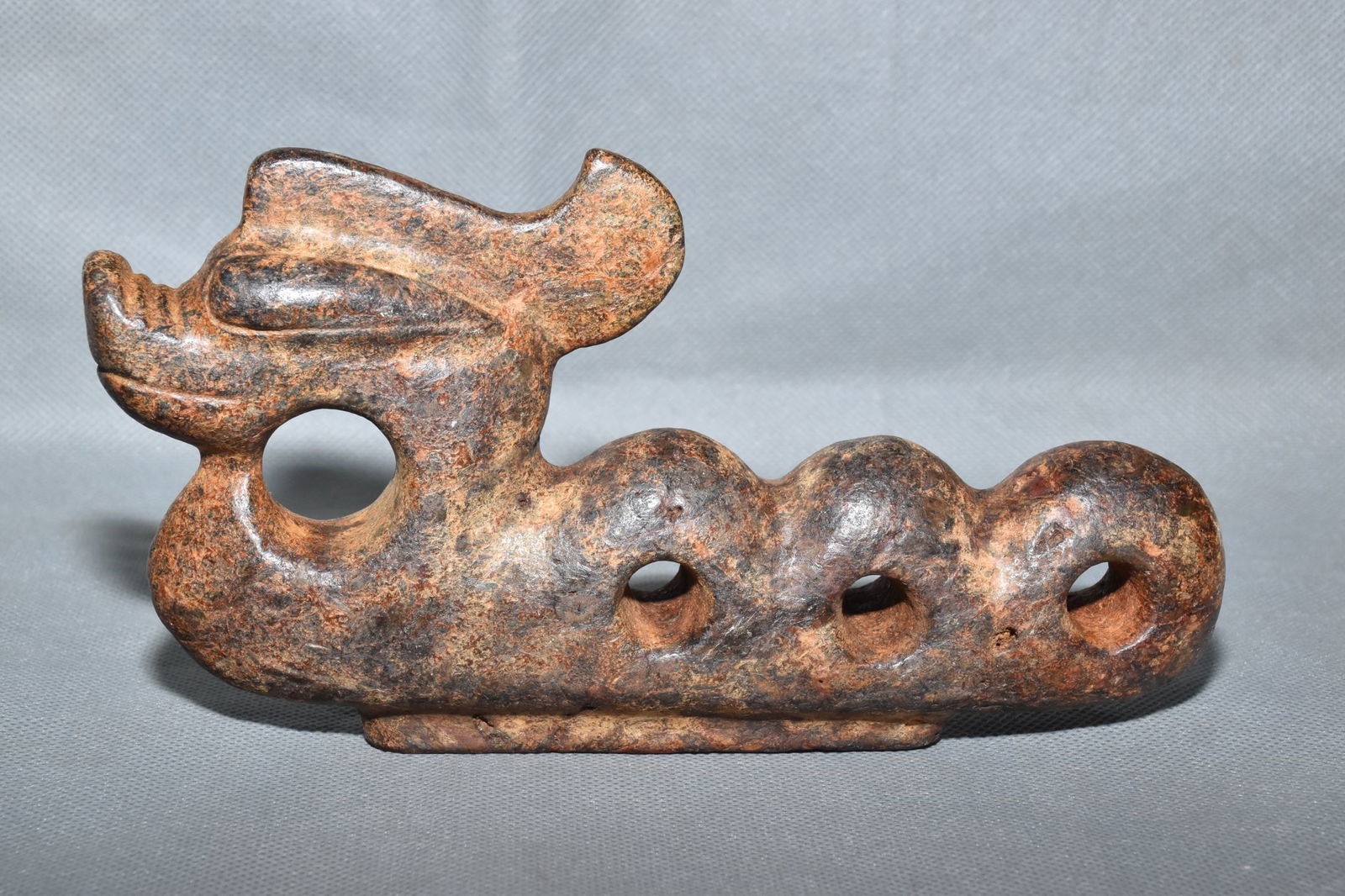 Chinese Hongshan culture jade carved ornaments: Size: Height 11 cm - Width 18 cm Materials: Natural Jade Time Period: Hongshan Culture Manufactured Date: 3000-BC Object: Chinese Antique ⛨ Purchase With Confidence ✔ Verified Aucti