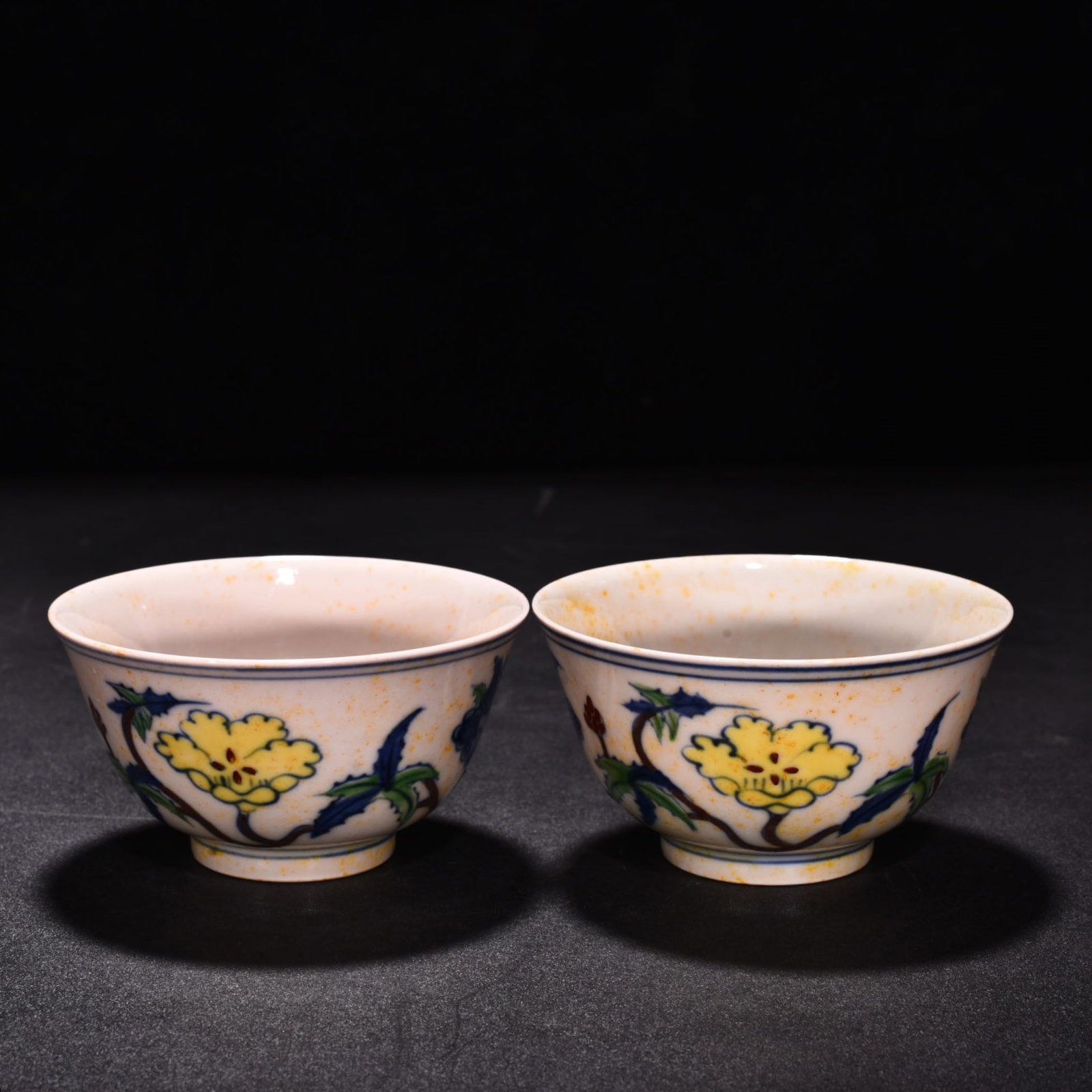 Ming Dynasty Chenghua red-tied bucket-colored purple okra flower cup: Size: Width 9.4 cm - Height 5 cm Materials: Porcelain Time Period: Ming dynasty Manufactured Date: Chenghua Mark & Period Object: Chinese Antique ⛨ Purchase With Confidence ✔ Verifi