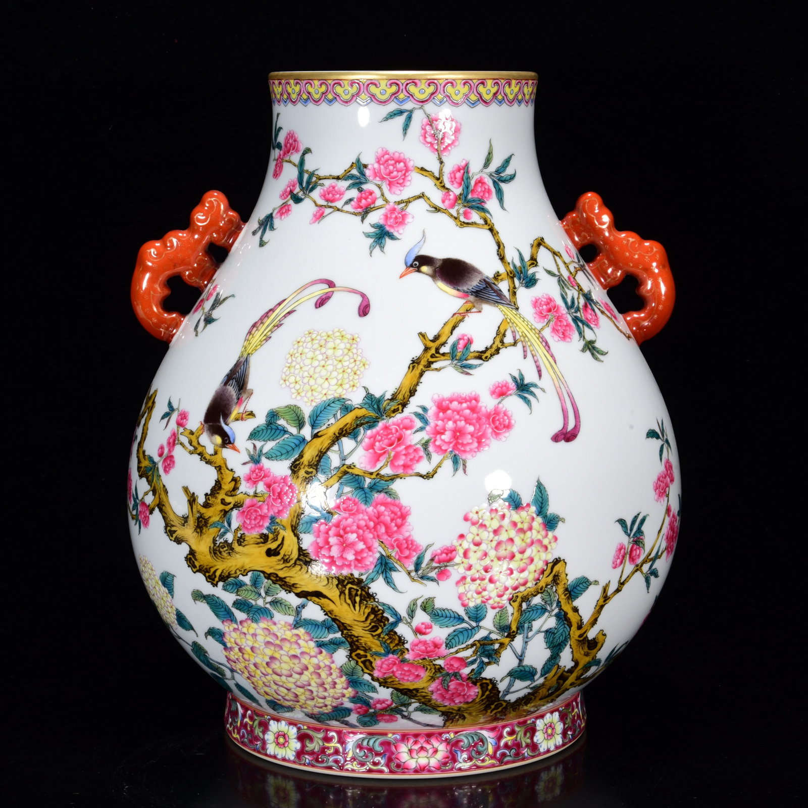 Chinese famille rose porcelain vase Qing dynasty Yongzheng Mark & Period: Size: Height 33 cm - Width 26 cm Materials: Porcelain Time Period: Qing dynasty Manufactured Date: Yongzheng Mark & Period Object: Chinese Antique ⛨ Purchase With Confidence ✔ Verif