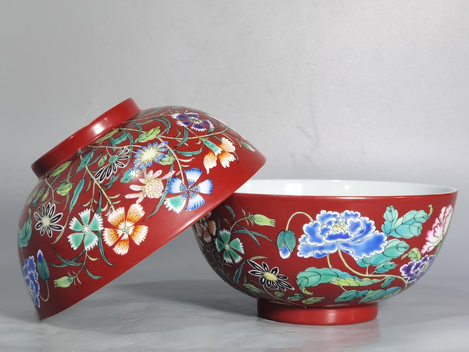 Chinese famille rose porcelain bowl pair Qing dynasty Yongzheng Mark & Period: Size: Width 14.8 cm - Height 7 cm Materials: Porcelain Time Period: Qing dynasty Manufactured Date: Yongzheng Mark & Period Object: Chinese Antique ⛨ Purchase With Confidence ✔ Veri