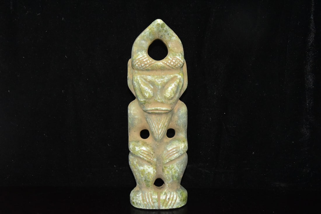 Chinese Hongshan culture jade carved ornaments: Size: Height 30.5 cm - Width 9.5 cm Materials: Natural Jade Time Period: Hongshan Culture Manufactured Date: 3000-BC Object: Chinese Antique ⛨ Purchase With Confidence ✔ Verified Au