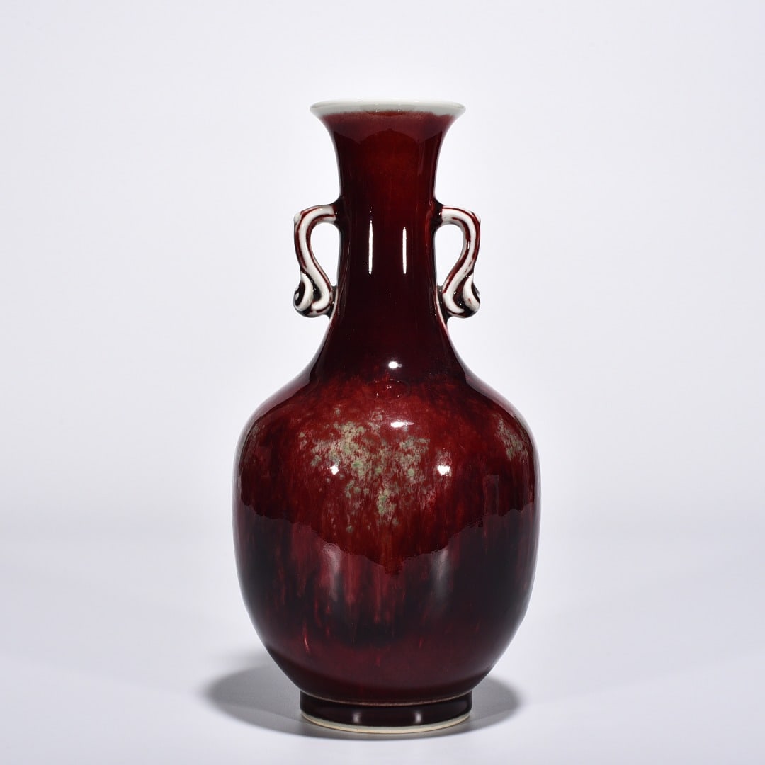 Qing Dynasty Kangxi cowpea red glaze beauty drunk Ruyi ear vase (1 of 9)