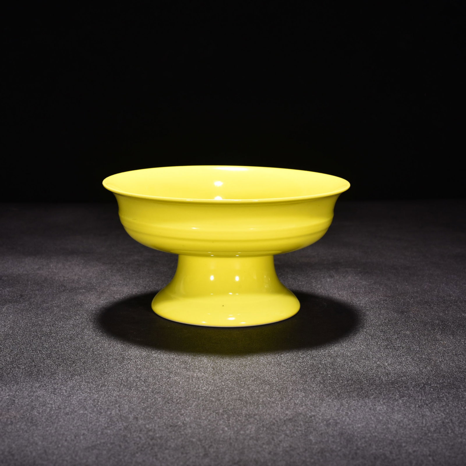 Qing Dynasty Yongzheng Lemon-yellow glaze tall plate: Size: Width 15 cm - Height 7.8 cm Materials: Porcelain Time Period: Qing dynasty Manufactured Date: Yongzheng Mark & Period Object: Chinese Antique ⛨ Purchase With Confidence ✔ Veri