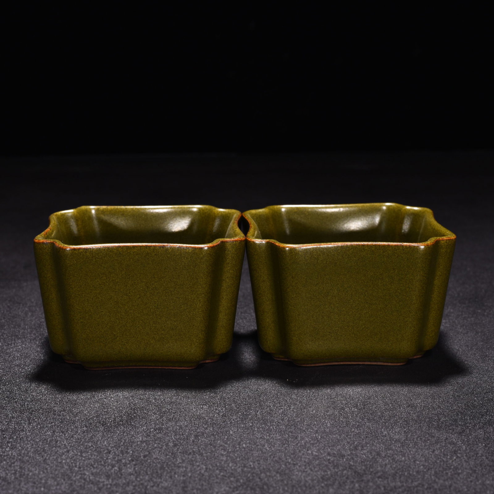 Qing Dynasty Yongzheng tea powder glazed square cup: Size: Width 6.7 cm - Height 4.5 cm Materials: Porcelain Time Period: Qing dynasty Manufactured Date: Yongzheng Mark & Period Object: Chinese Antique ⛨ Purchase With Confidence ✔ Ver