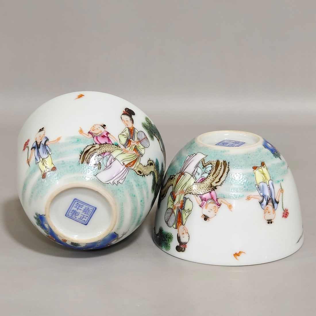 Chinese famille rose porcelain bowl pair Qing dynasty Yongzheng Mark & Period: Size: Width 7.2 cm - Height 4.8 cm Materials: Porcelain Time Period: Qing dynasty Manufactured Date: Yongzheng Mark & Period Object: Chinese Antique ⛨ Purchase With Confidence ✔ Veri