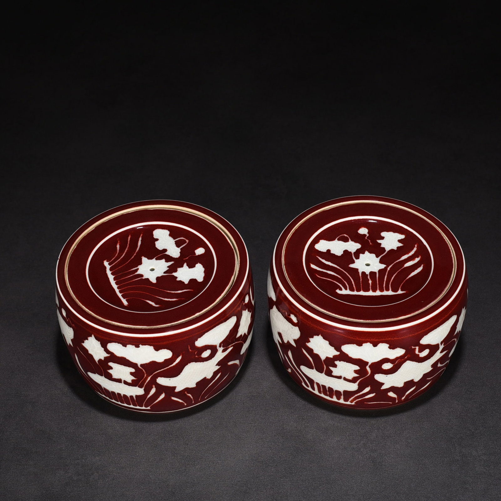 Ming Xuande ruby red glazed fish and algae pattern cricket jar - 6