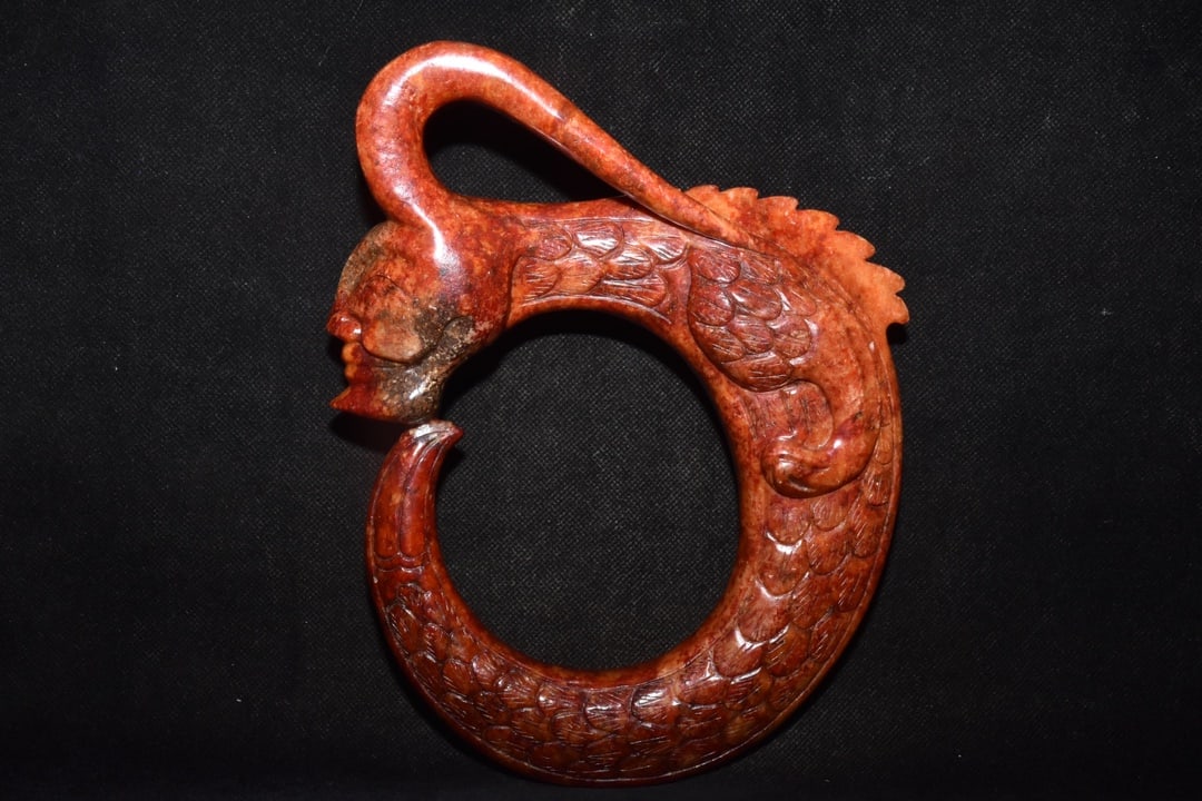 Chinese Hongshan culture jade carved ornaments: Size: Height 21 cm - Width 16.5 cm Materials: Natural Jade Time Period: Hongshan Culture Manufactured Date: 3000-BC Object: Chinese Antique ⛨ Purchase With Confidence ✔ Verified Auc