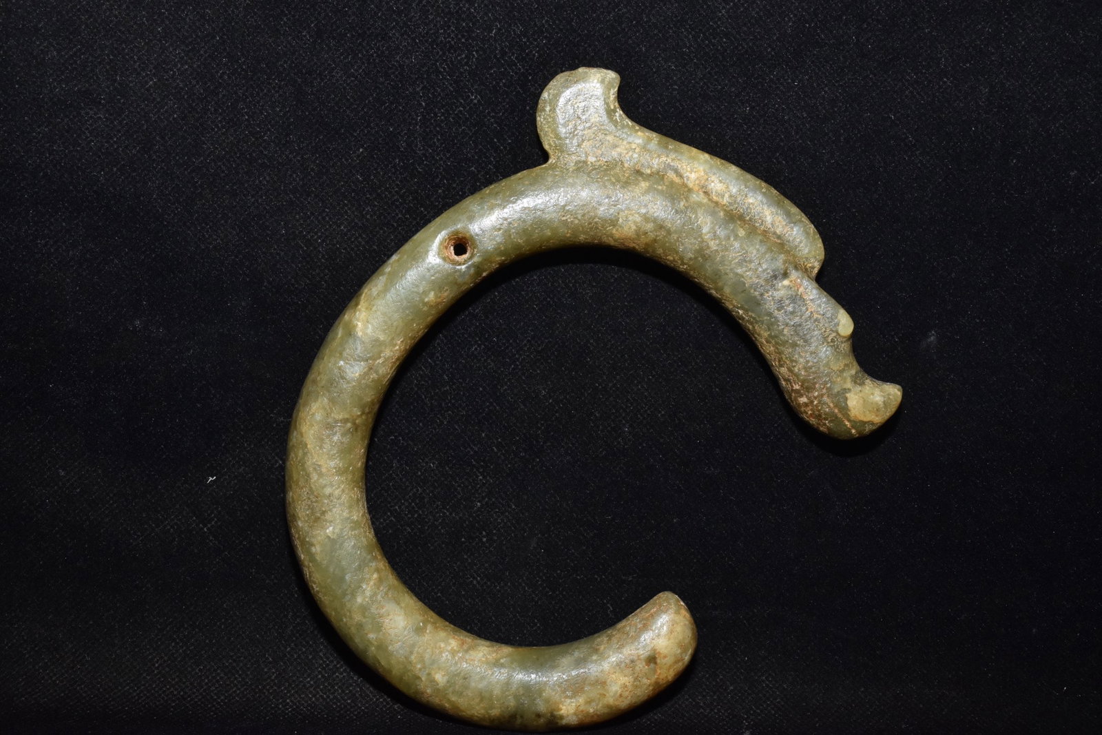 Chinese Hongshan culture jade carved ornaments: Size: Height 16.5 cm - Width 14 cm Materials: Natural Jade Time Period: Hongshan Culture Manufactured Date: 3000-BC Object: Chinese Antique ⛨ Purchase With Confidence ✔ Verified Auc