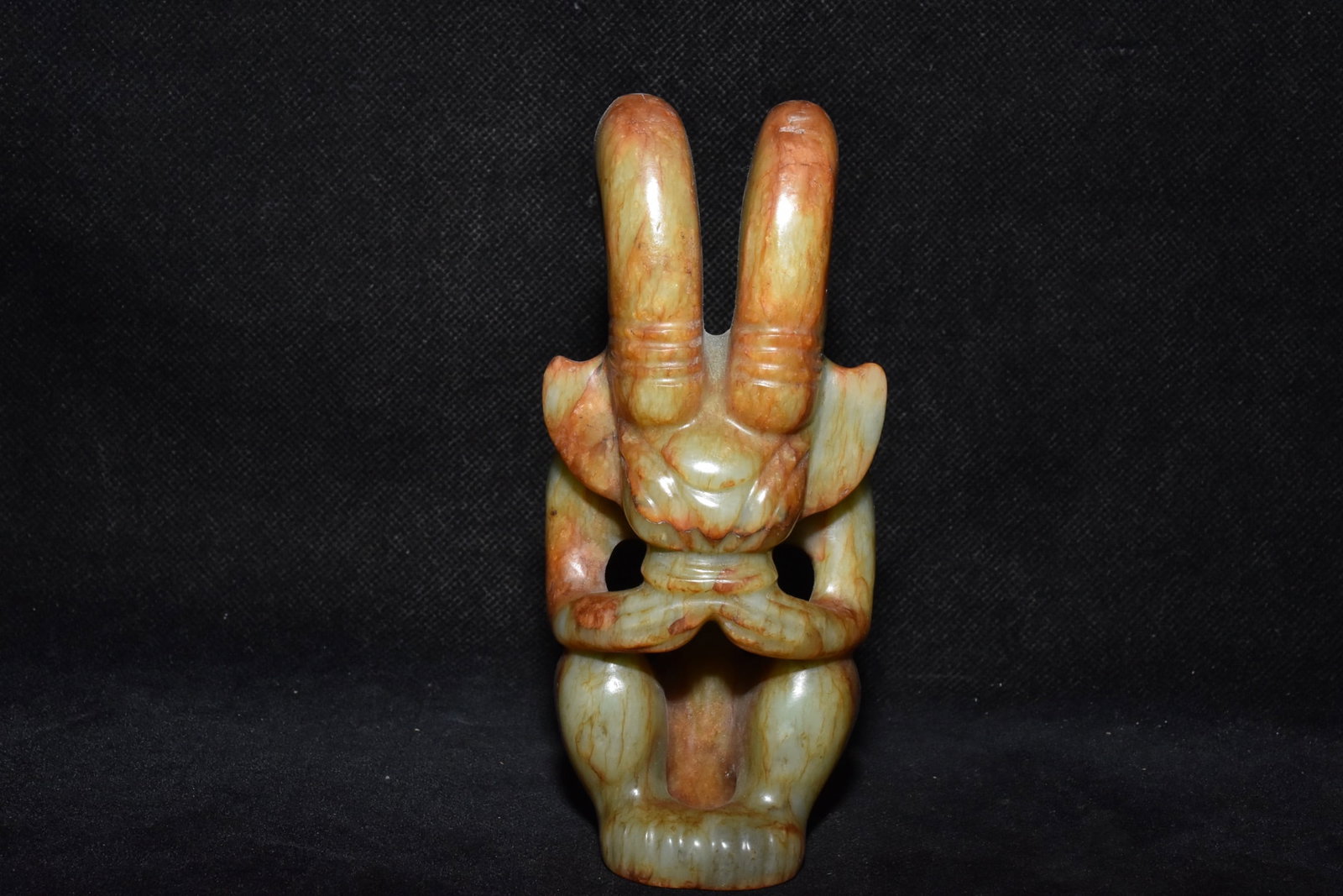 Chinese Hongshan culture jade carved ornaments: Size: Height 13.2 cm - Width 6.6 cm Materials: Natural Jade Time Period: Hongshan Culture Manufactured Date: 3000-BC Object: Chinese Antique ⛨ Purchase With Confidence ✔ Verified Au