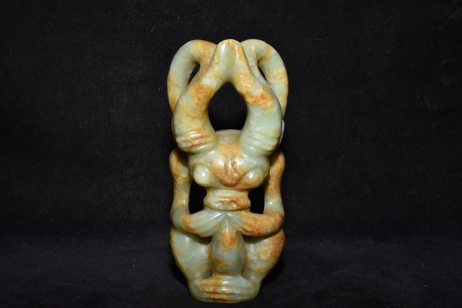 Chinese Hongshan culture jade carved ornaments: Size: Height 14.5 cm - Width 7 cm Materials: Natural Jade Time Period: Hongshan Culture Manufactured Date: 3000-BC Object: Chinese Antique ⛨ Purchase With Confidence ✔ Verified Auct