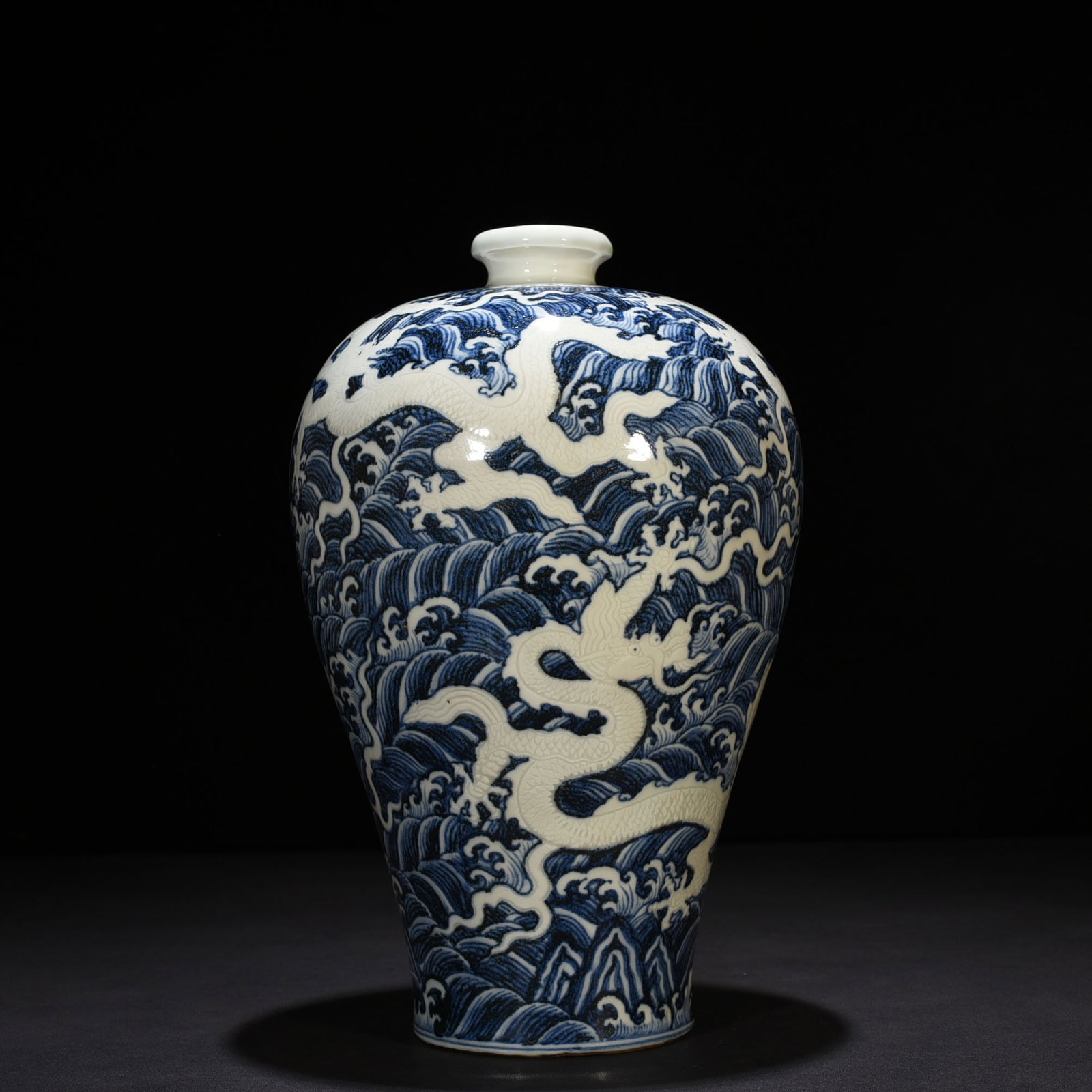 Ming Dynasty Xuande blue and white sea water carved five dragons pattern plum vase: Size: Height 32 cm - Width 19 cm Materials: Porcelain Time Period: Ming dynasty Manufactured Date: Xuande Mark & Period Object: Chinese Antique ⛨ Purchase With Confidence ✔ Verified