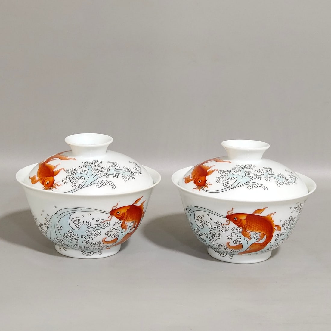 Qing Dynasty Yongzheng enamel Goldfish Bowl Pair: Size: Width 9 cm - Height 7.5 cm Materials: Porcelain Time Period: Qing dynasty Manufactured Date: Yongzheng Mark & Period Object: Chinese Antique ⛨ Purchase With Confidence ✔ Verif