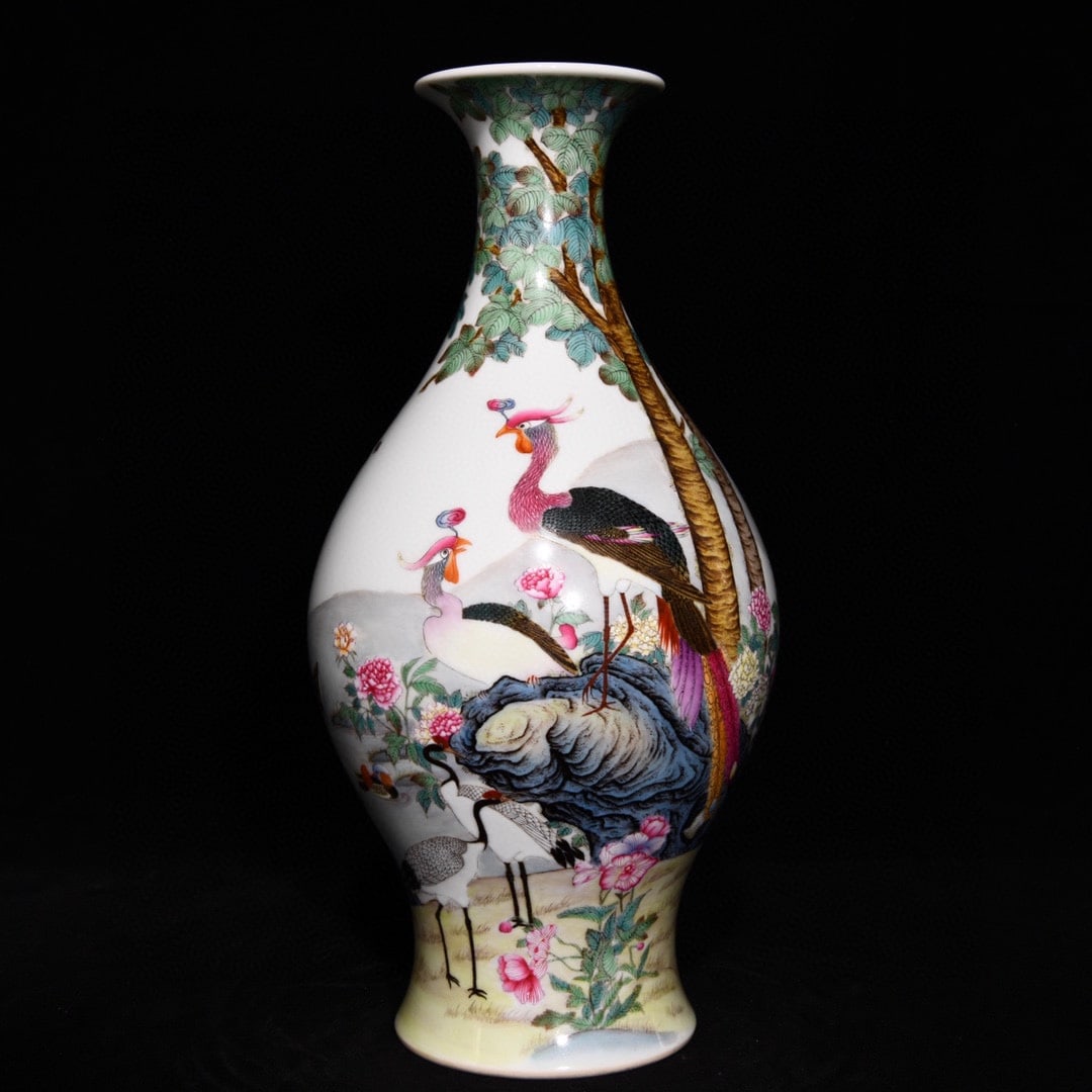 Qing Dynasty Yongzheng Pastel five-lun figure olive vase: Size: Height 34.2 cm - Width 16 cm Materials: Porcelain Time Period: Qing dynasty Manufactured Date: Yongzheng Mark & Period Object: Chinese Antique ⛨ Purchase With Confidence ✔ Ver