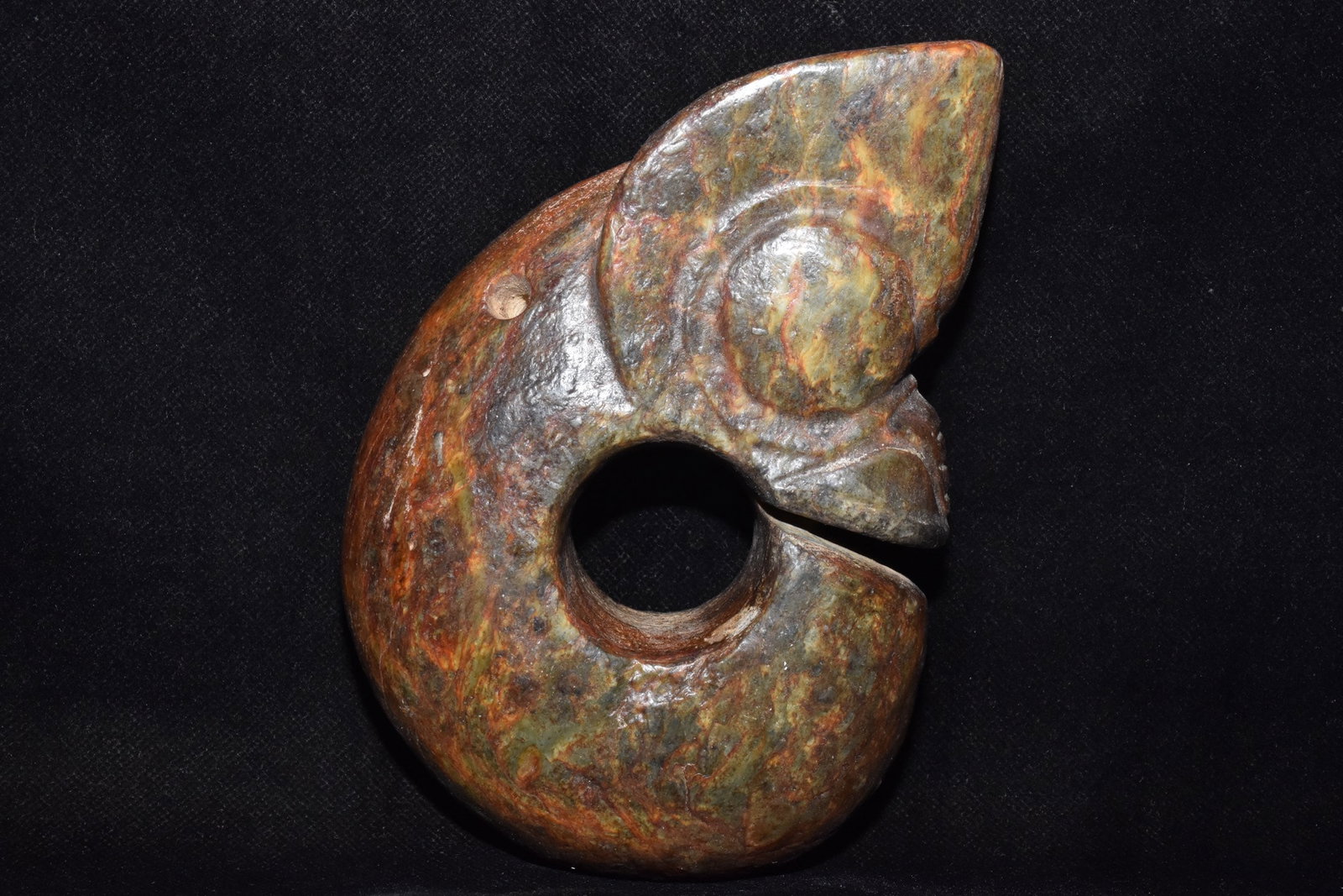 Chinese Hongshan culture jade carved ornaments: Size: Height 17.5 cm - Width 11.5 cm Materials: Natural Jade Time Period: Hongshan Culture Manufactured Date: 3000-BC Object: Chinese Antique ⛨ Purchase With Confidence ✔ Verified A