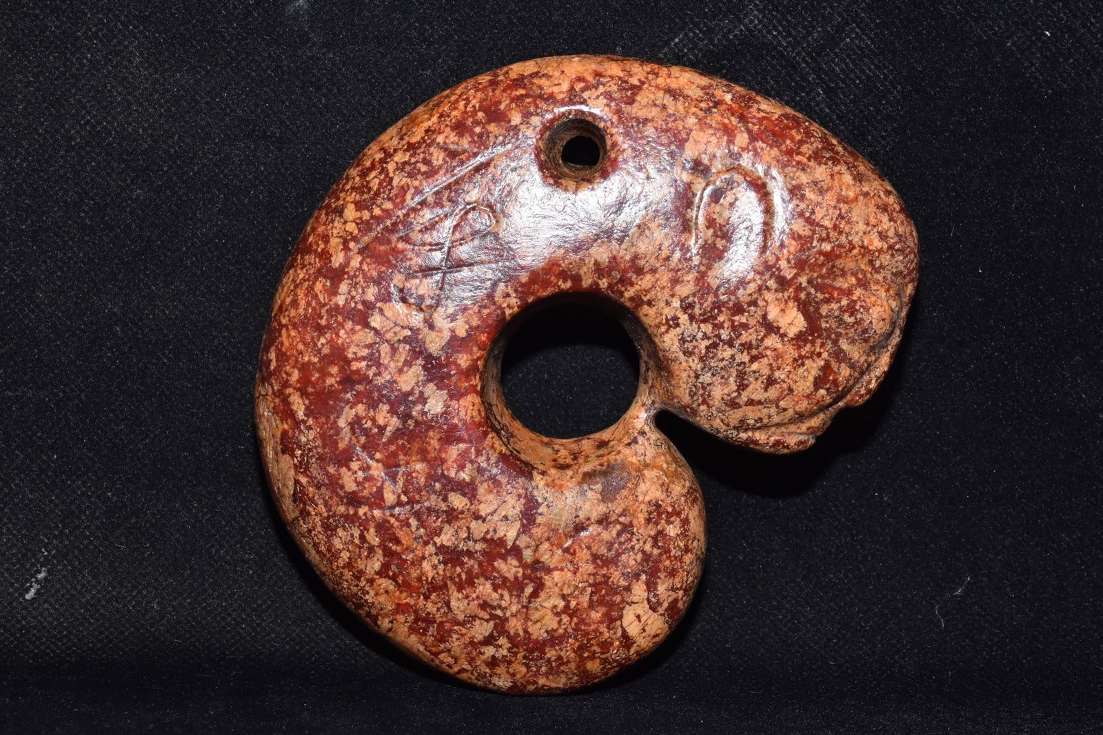 Chinese Hongshan culture jade carved ornaments: Size: Height 12.5 cm - Width 11.5 cm Materials: Natural Jade Time Period: Hongshan Culture Manufactured Date: 3000-BC Object: Chinese Antique ⛨ Purchase With Confidence ✔ Verified A