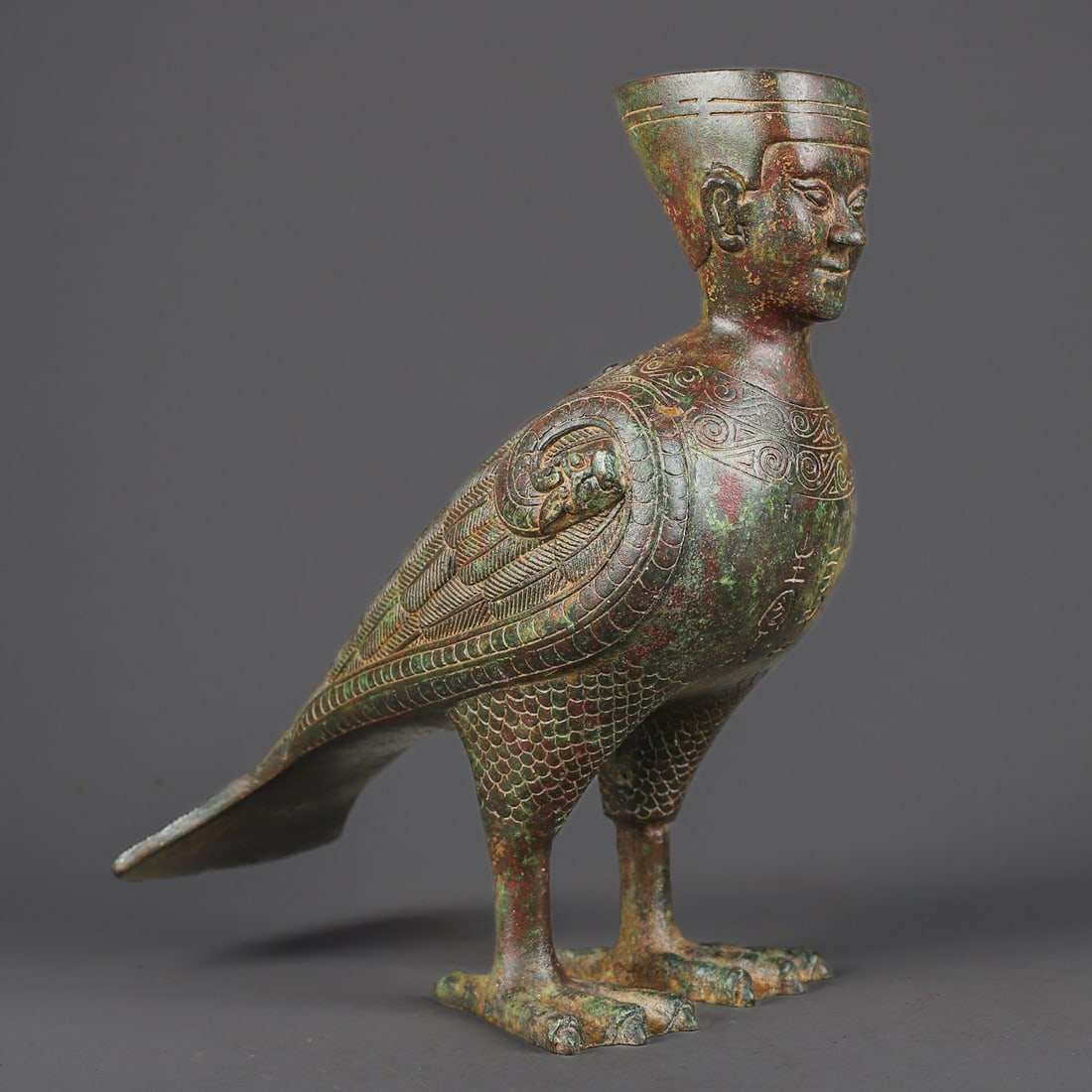 Zhou Dynasty Bronze bird with human face: Size: Height 25 cm - Width 27 cm Materials: Bronze Time Period: Zhou dynasty Manufactured Date: 1050-BC Period Object: Chinese Antique ⛨ Purchase With Confidence ✔ Verified Auction