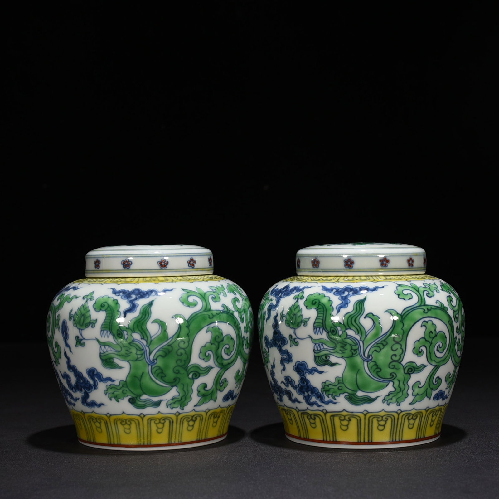 Ming Dynasty Chenghua Doucai Chilong Pattern Tianzi Jar with Lid Jar: Size: Height 12 cm - Width 12 cm Materials: Porcelain Time Period: Ming dynasty Manufactured Date: Chenghua Mark & Period Object: Chinese Antique ⛨ Purchase With Confidence ✔ Verifi
