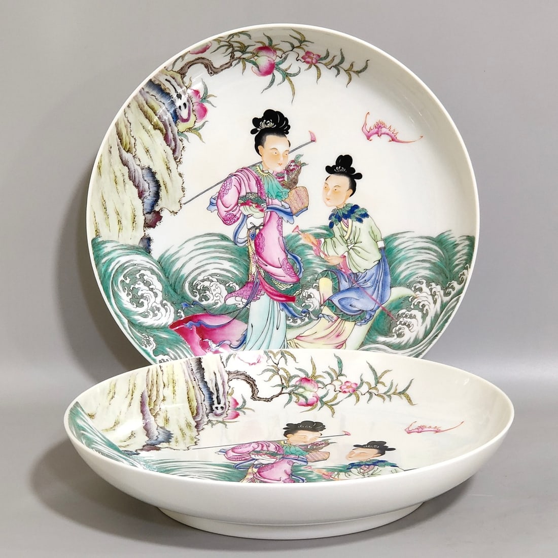 Qing Dynasty Yongzheng mushroom longevity plate (1 of 9)