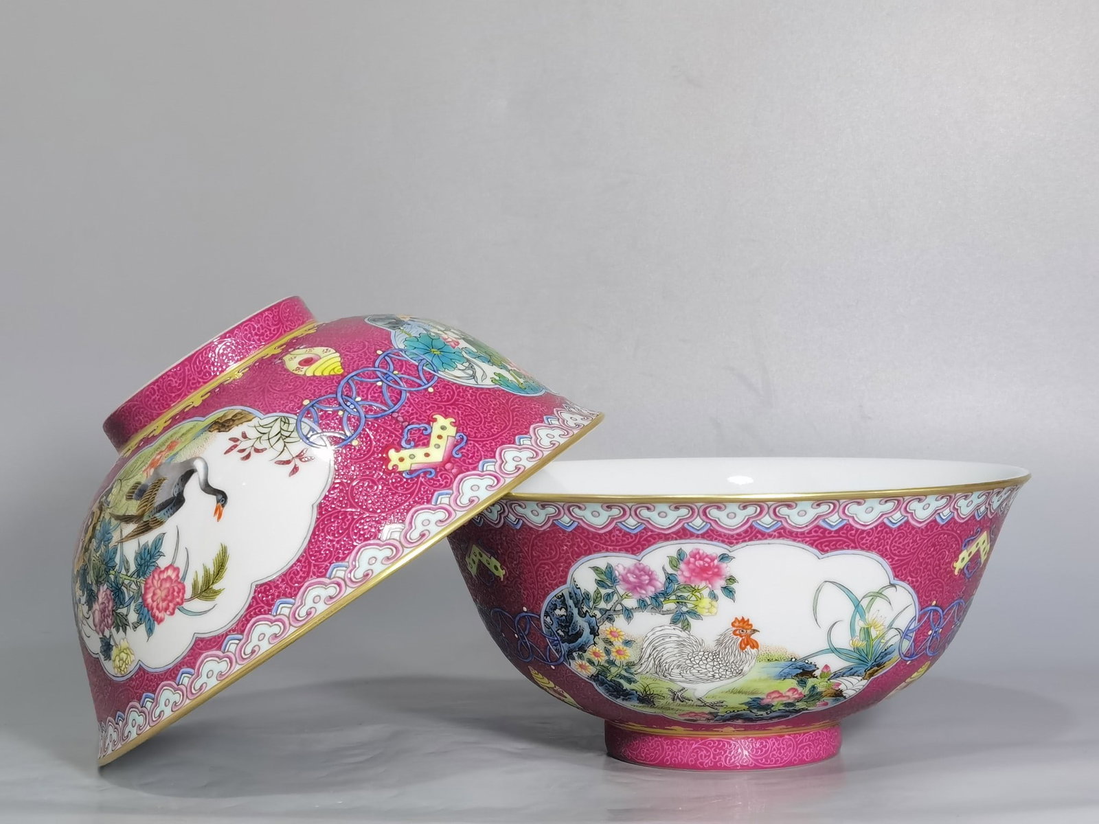 Chinese famille rose porcelain bowl pair Qing dynasty Yongzheng Mark & Period (1 of 9)