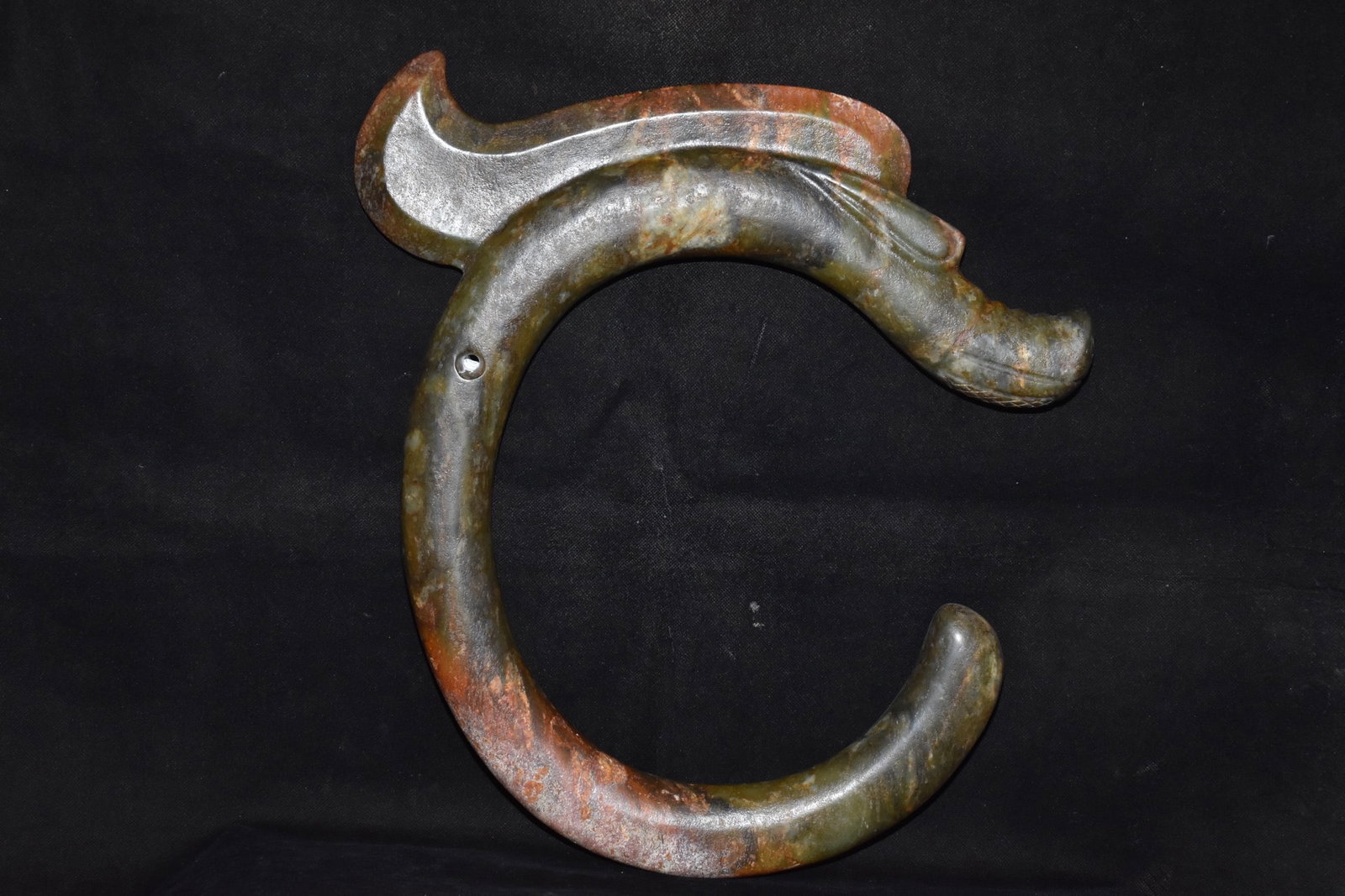 Chinese Hongshan culture jade carved ornaments: Size: Height 40.6 cm - Width 38 cm Materials: Natural Jade Time Period: Hongshan Culture Manufactured Date: 3000-BC Object: Chinese Antique ⛨ Purchase With Confidence ✔ Verified Auc
