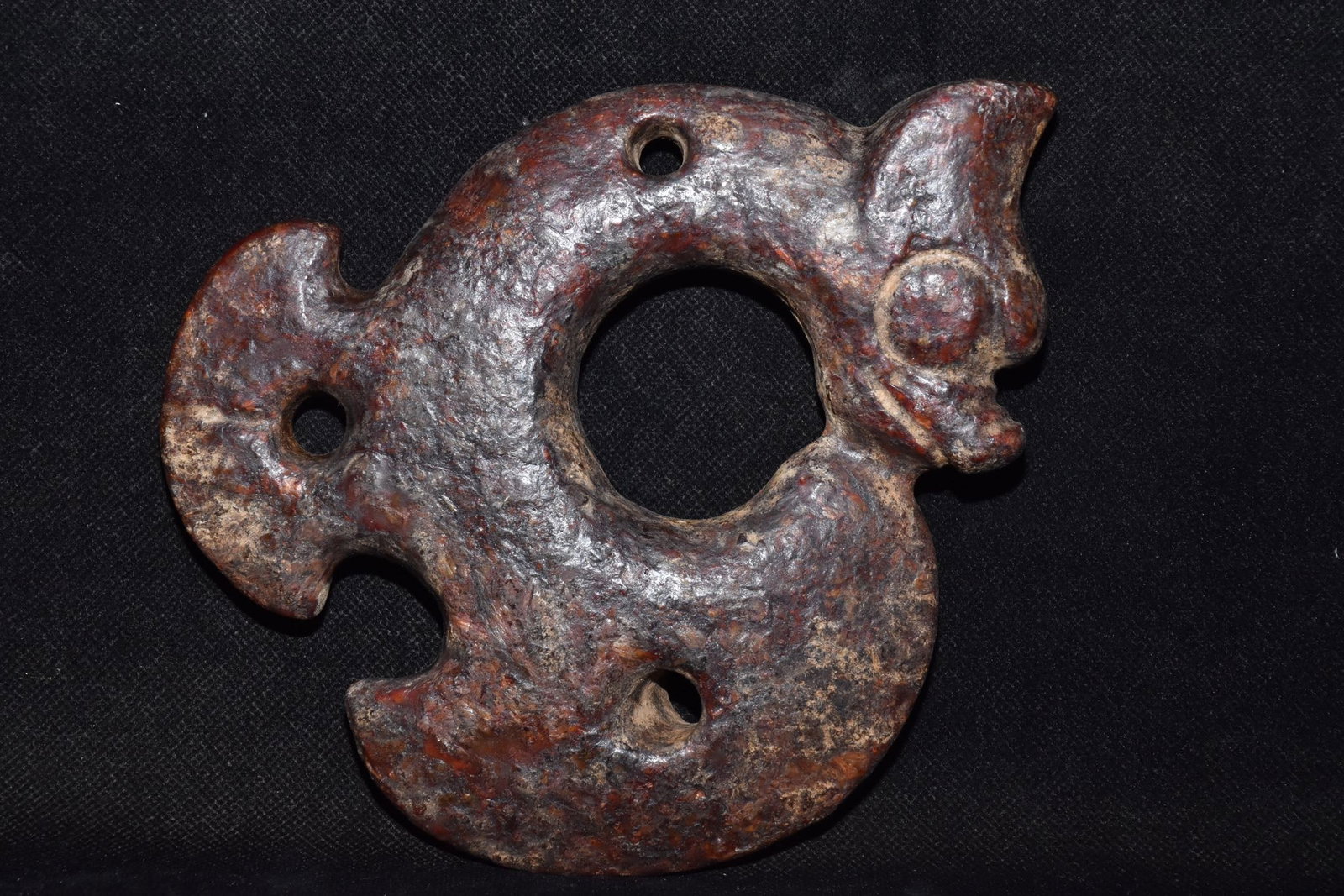 Chinese Hongshan culture jade carved ornaments: Size: Height 17 cm - Width 14.5 cm Materials: Natural Jade Time Period: Hongshan Culture Manufactured Date: 3000-BC Object: Chinese Antique ⛨ Purchase With Confidence ✔ Verified Auction