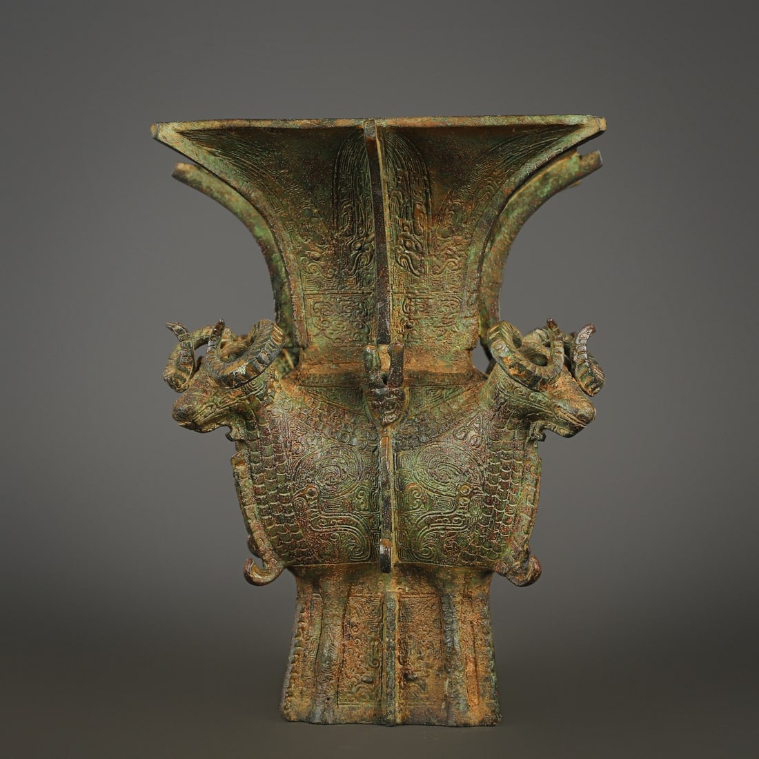 Zhou Dynasty Bronze Four-Yang Square Zun (1 of 10)