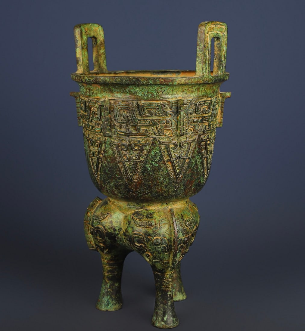 Zhou Dynasty Bronze Vessel - 4