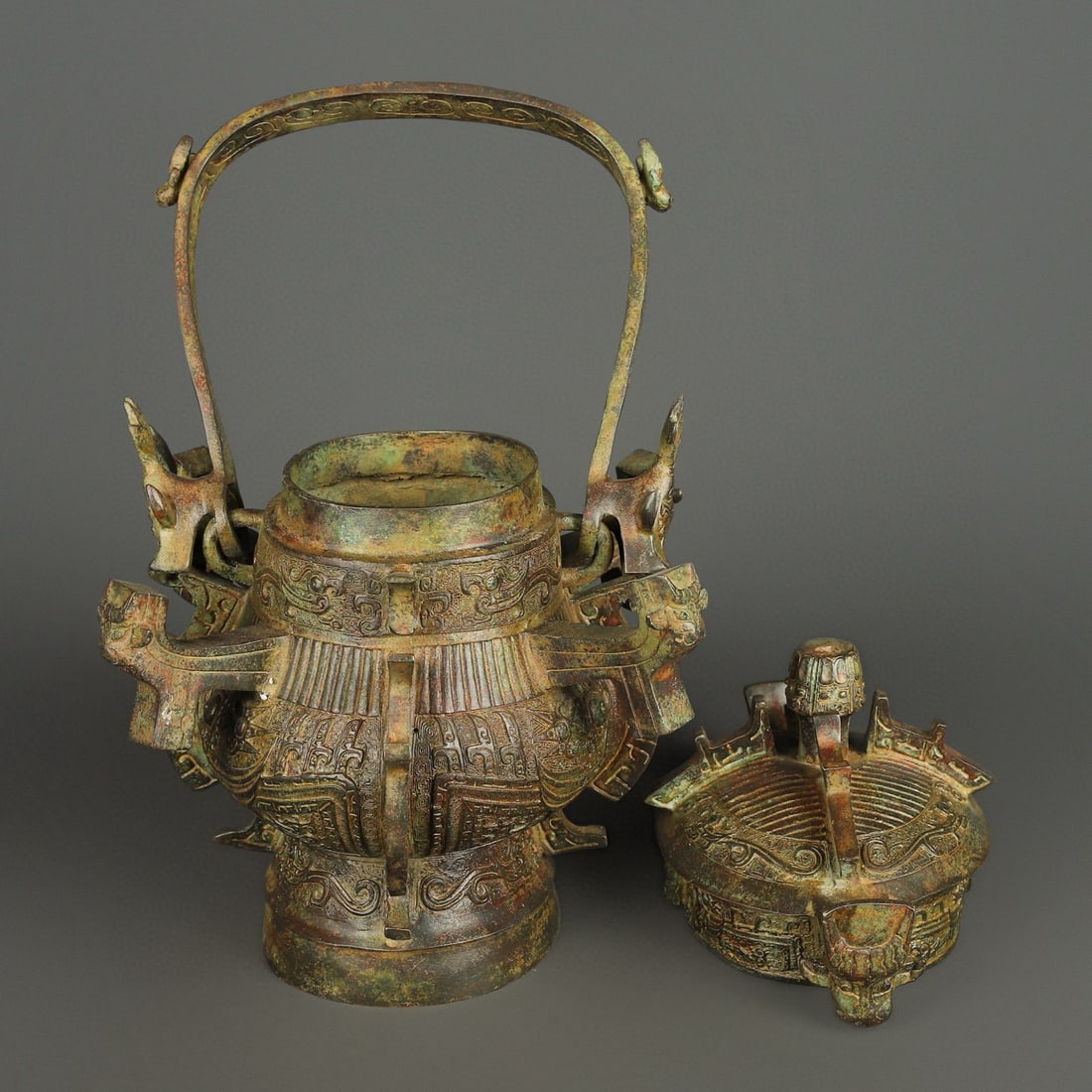 Zhou Dynasty Bronze square seated full-frame teapot - 6