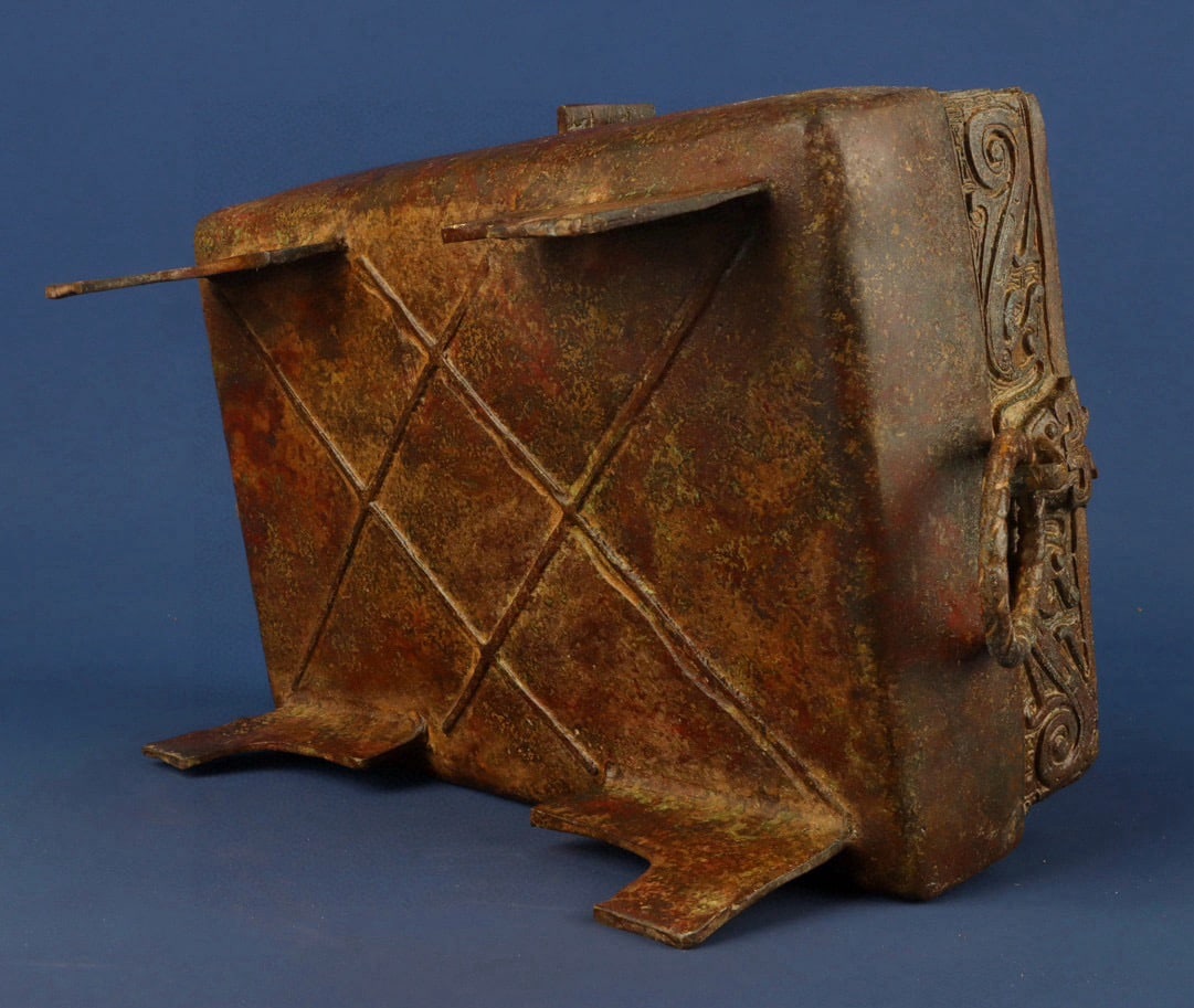 Zhou Dynasty Bronze square box - 9