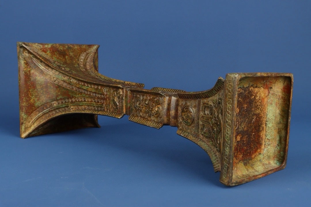 Zhou Dynasty Bronze square flower goblet - 9