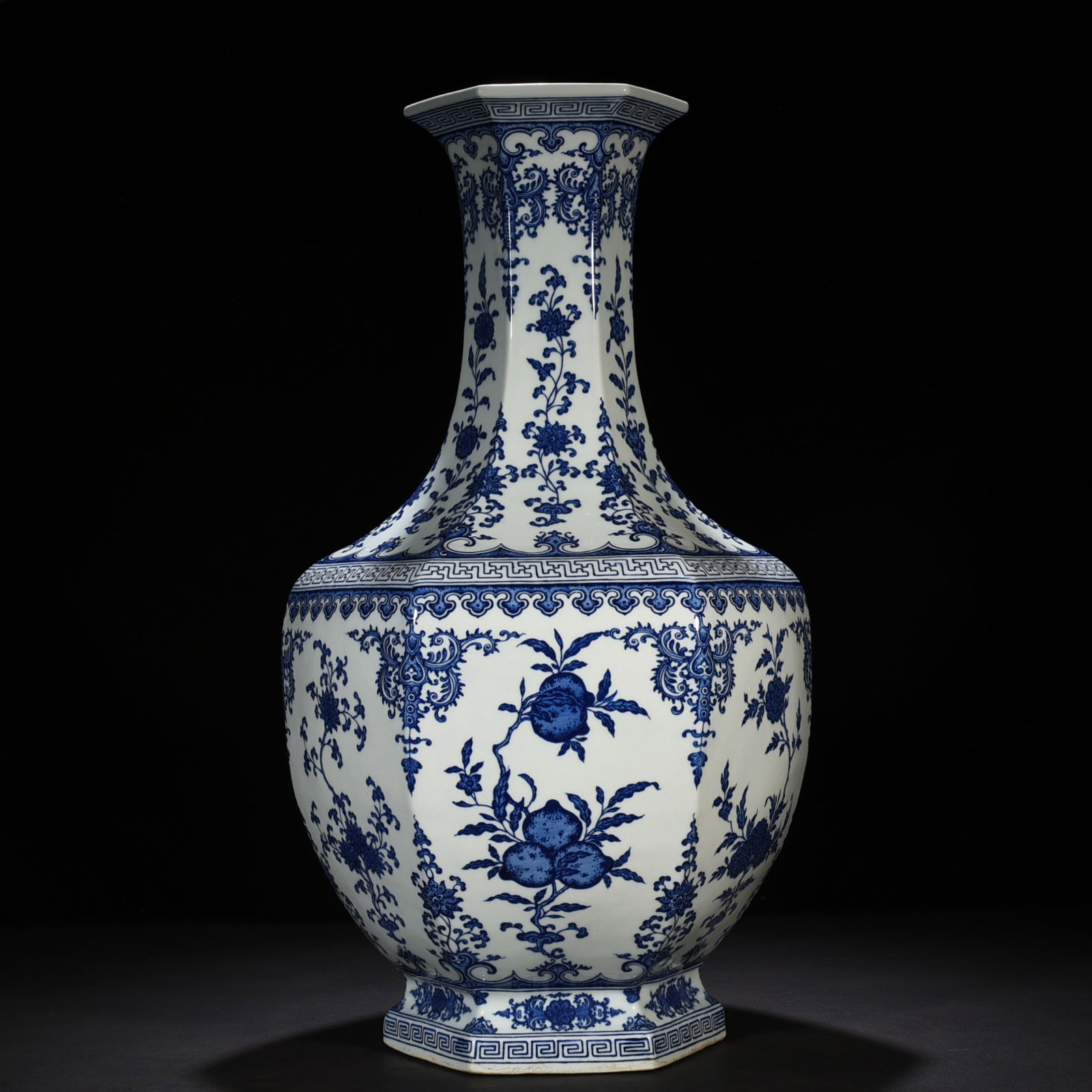 Qing Dynasty Qianlong blue and white six-sided folded branches flowers and fruits large vase (1 of 9)
