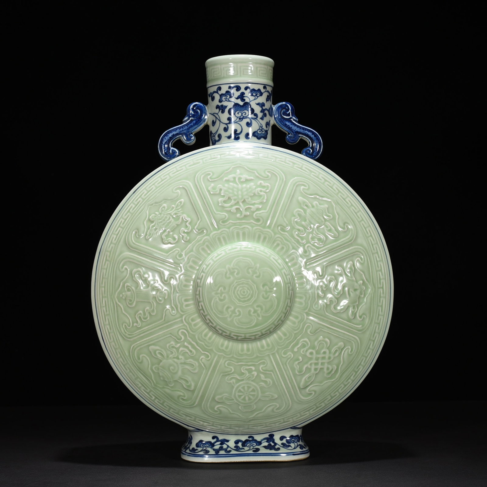 Qing Dynasty Qianlong blue and white bean green glaze carved Buddhist eight-treasure moon vase: Size: Height 51 cm - Width 36 cm Materials: Porcelain Time Period: Qing dynasty Manufactured Date: Yongzheng Mark & Period Object: Chinese Antique ⛨ Purchase With Confidence ✔ Verif