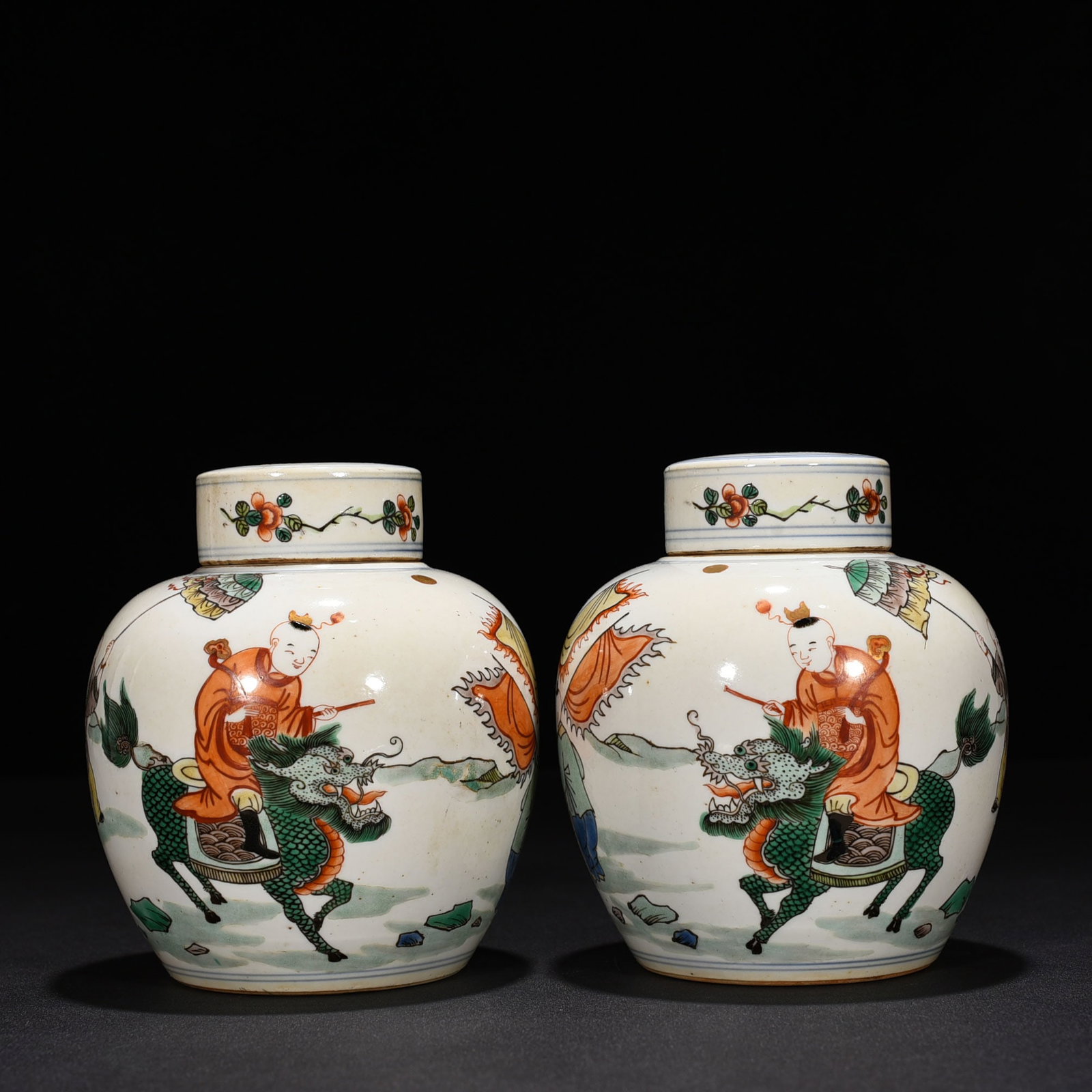 Qing Dynasty Kangxi colorful unicorn giving birth to a child figure pattern lid jar: Size: Height 14 cm - Width 11 cm Materials: Porcelain Time Period: Qing dynasty Manufactured Date: Kangxi Mark & Period Object: Chinese Antique ⛨ Purchase With Confidence ✔ Verified
