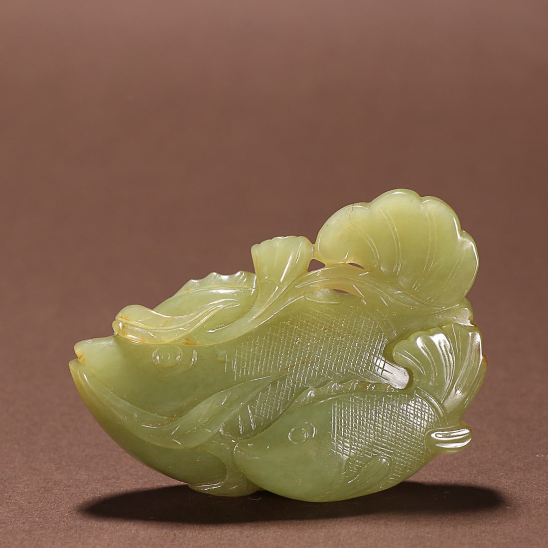 HETIAN YELLOW JADE CARVING OF 'FISH' GROUP (1 of 9)