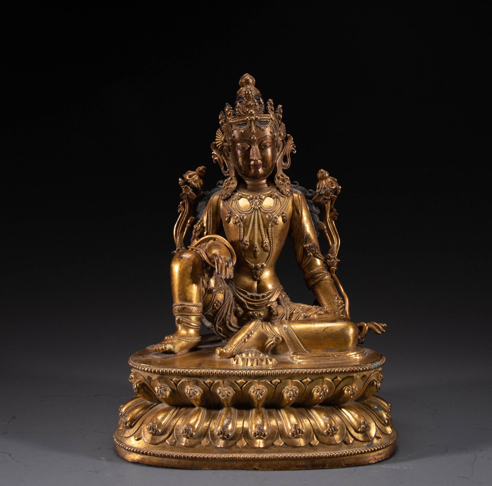 Copper gilded Buddha statue (1 of 8)