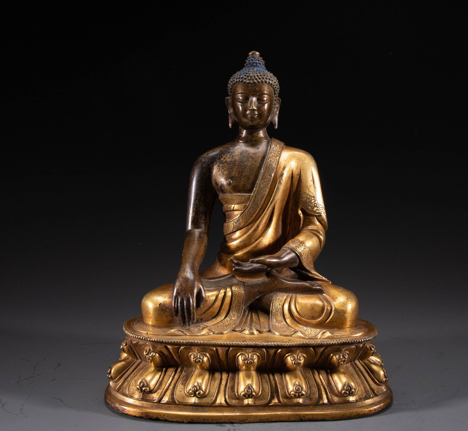 Copper gilded Buddha statue (1 of 7)