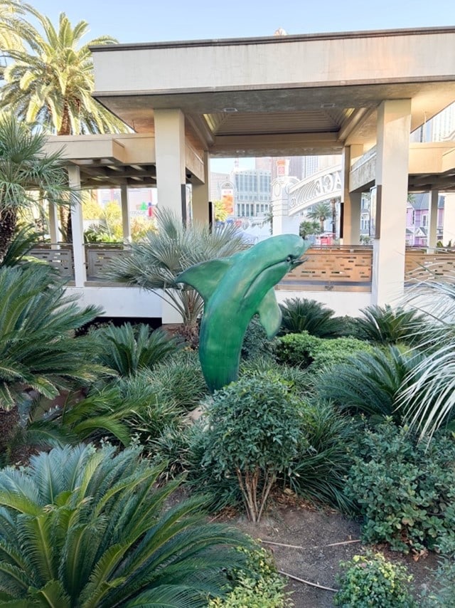 Large Bronze Dolphin Fountain (1 of 9)