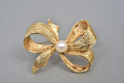 14k Yellow Gold and Pearl Bow Brooch