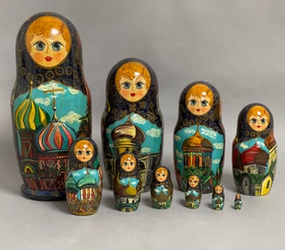 Hand Painted Matyroshka 10 Piece Russian Nesting Doll