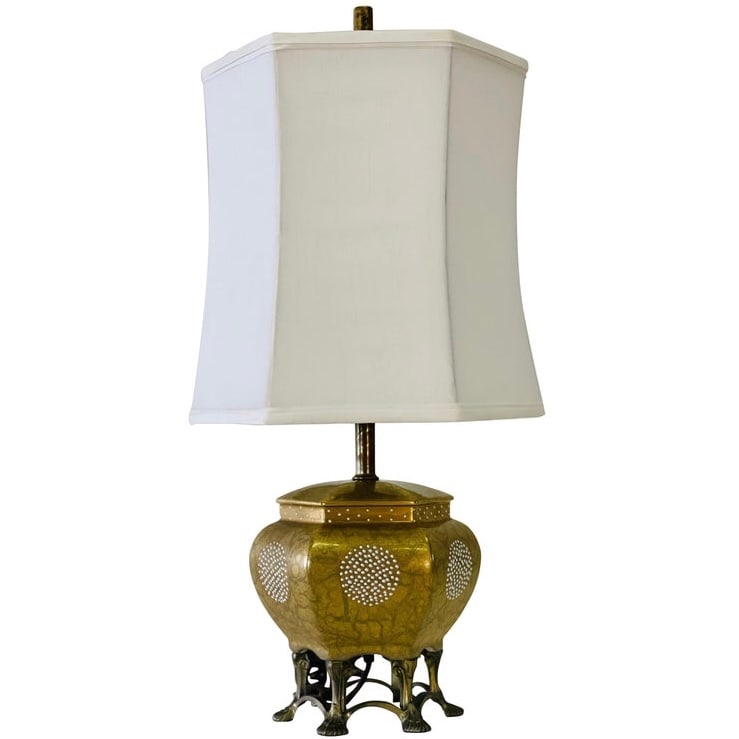 Asian Style Claw Foot Table Lamp (1 of 9)