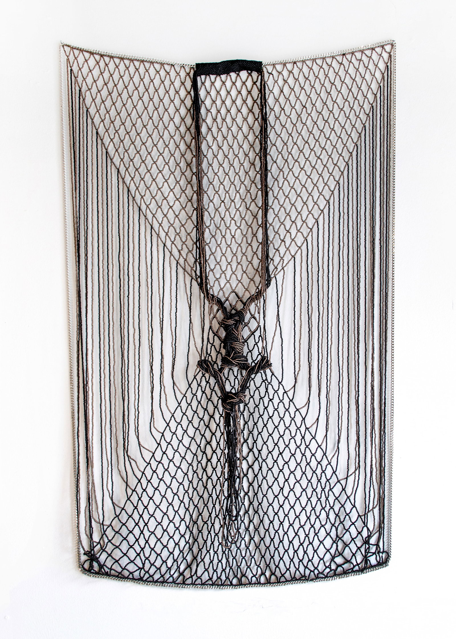Kathryn Shriver, Contact Tracing: True Lovers' Knot, 2020, Hand-woven glass beads and jewelry chain (1 of 10)